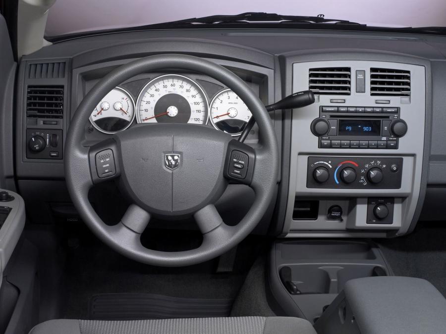  Dodge Dakota Quad Cab 2004 года  (фото 10 из 11)